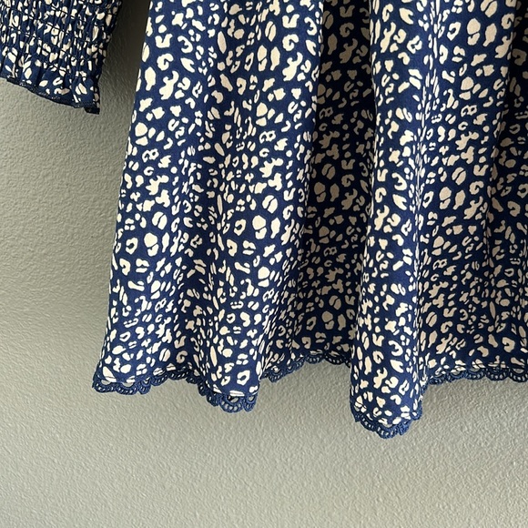 Simplee Dress - Picture 5 of 10